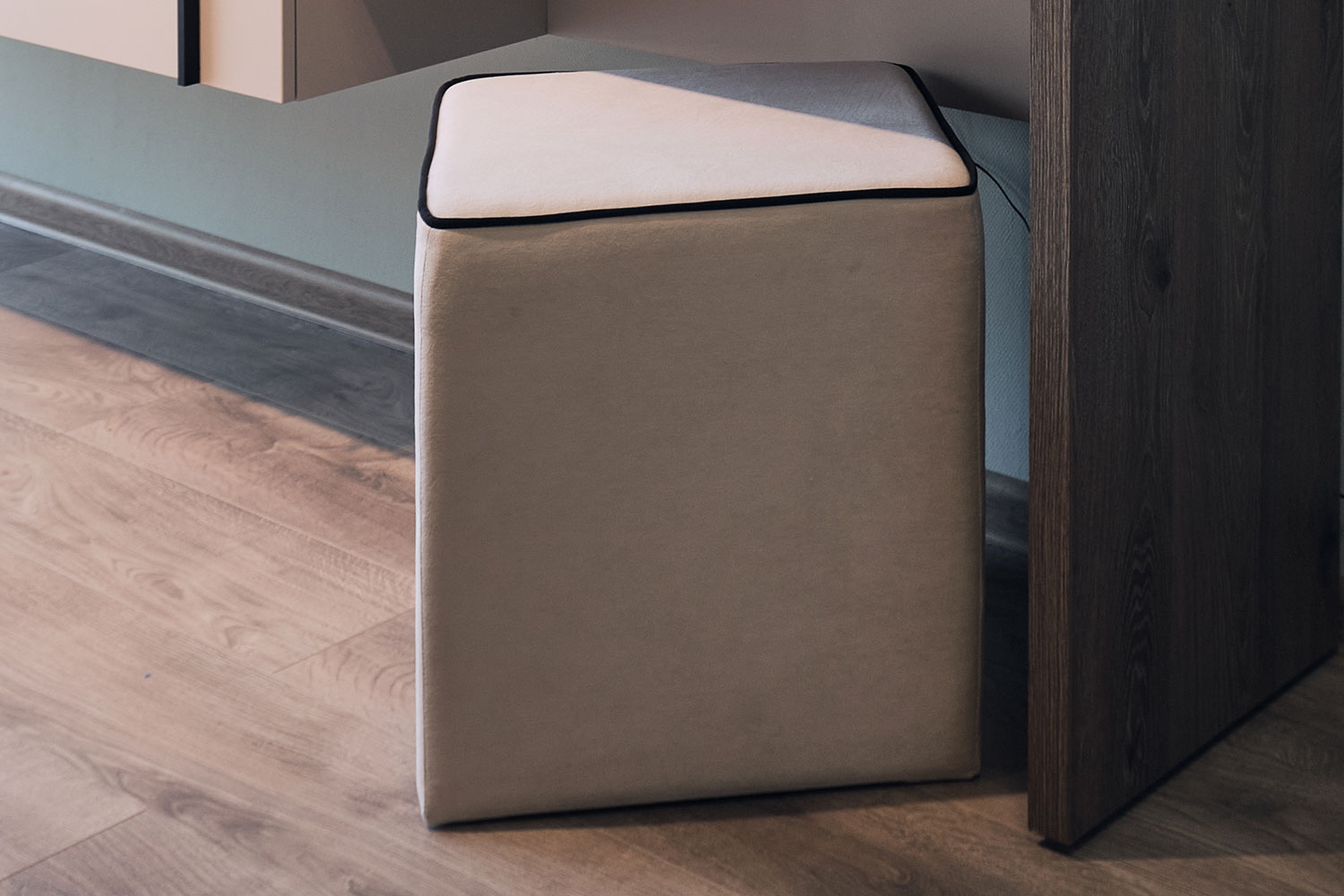 Банкетки - изображение №5 "Пуф Малага"  на www.Angstrem-mebel.ru