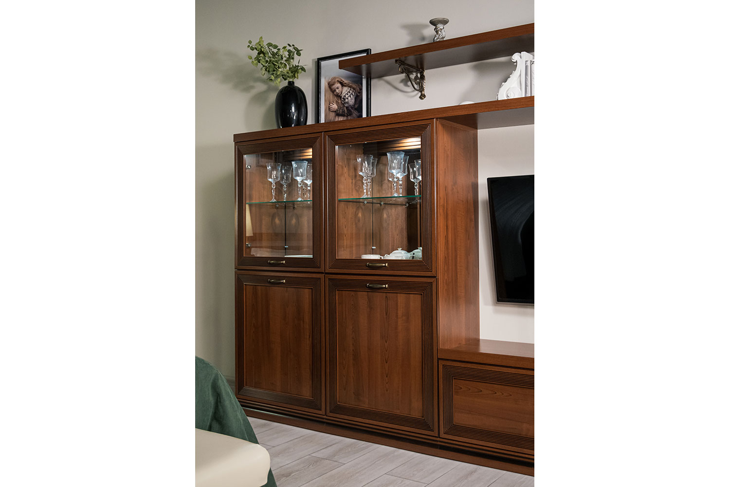 Полки - изображение №8 "Полка настенная Адажио"  на www.Angstrem-mebel.ru