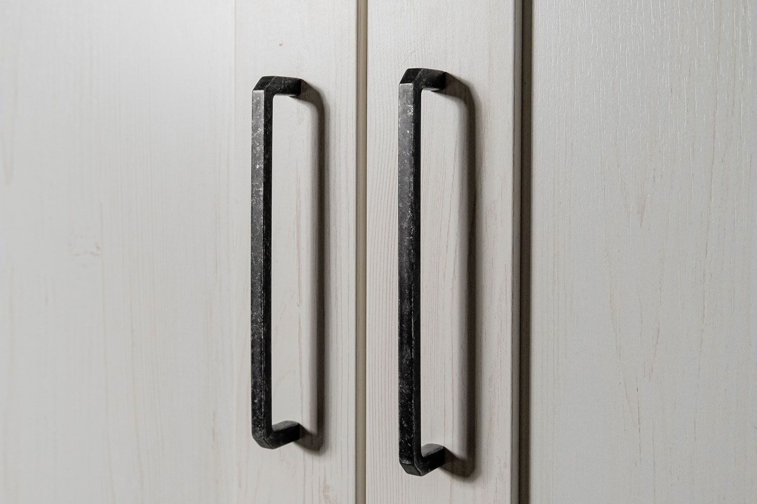 Шкафы платяные - изображение №8 "Шкаф для одежды Магнум"  на www.Angstrem-mebel.ru