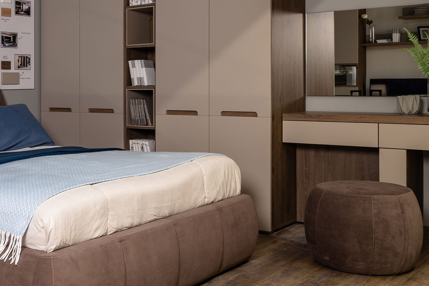 Туалетные столы - изображение №8 "Стол Анри туалетный с выдвижными ящиками"  на www.Angstrem-mebel.ru