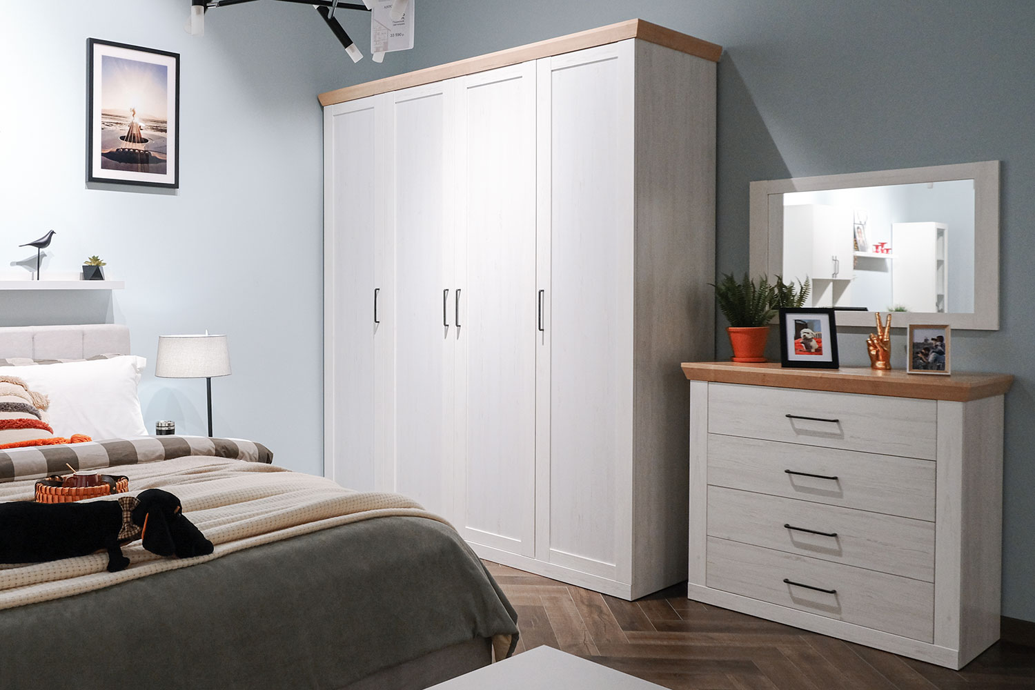 Шкафы платяные - изображение №6 "Шкаф для одежды Магнум"  на www.Angstrem-mebel.ru