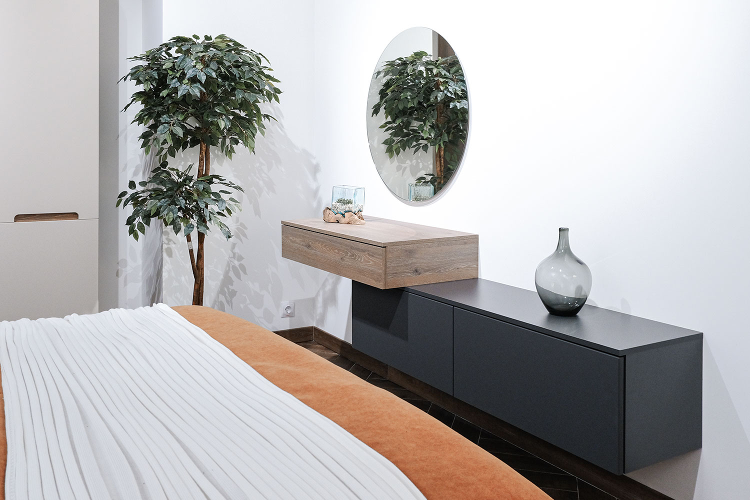 Тумбы - изображение №6 "Навесная тумба Винсент с выдвижными ящиками"  на www.Angstrem-mebel.ru