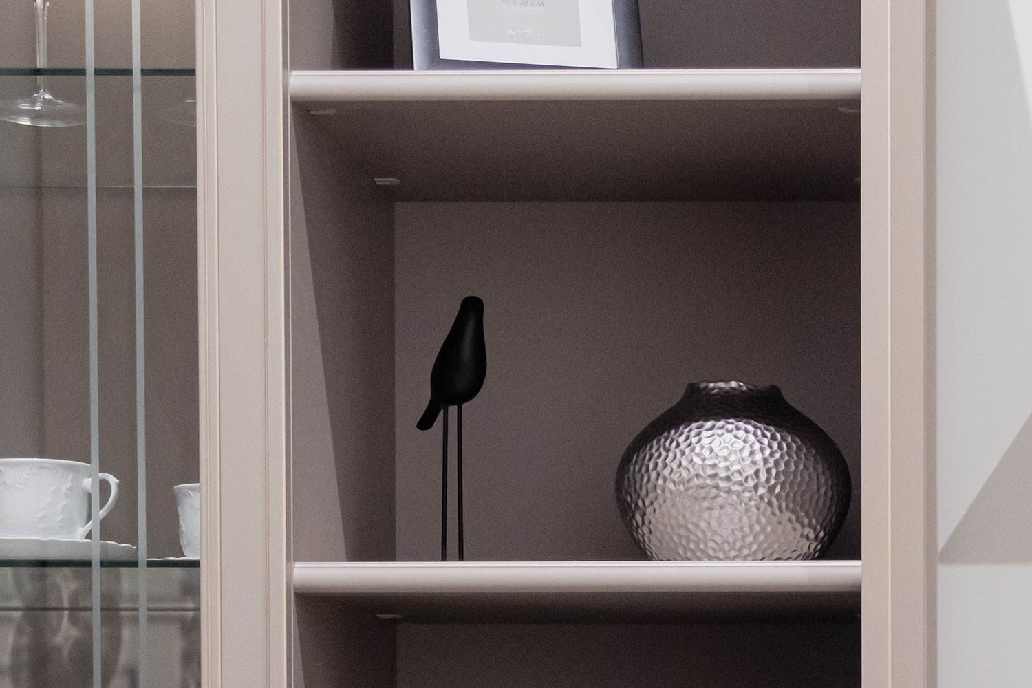 Шкафы-витрины - изображение №7 "Шкаф Онтарио"  на www.Angstrem-mebel.ru