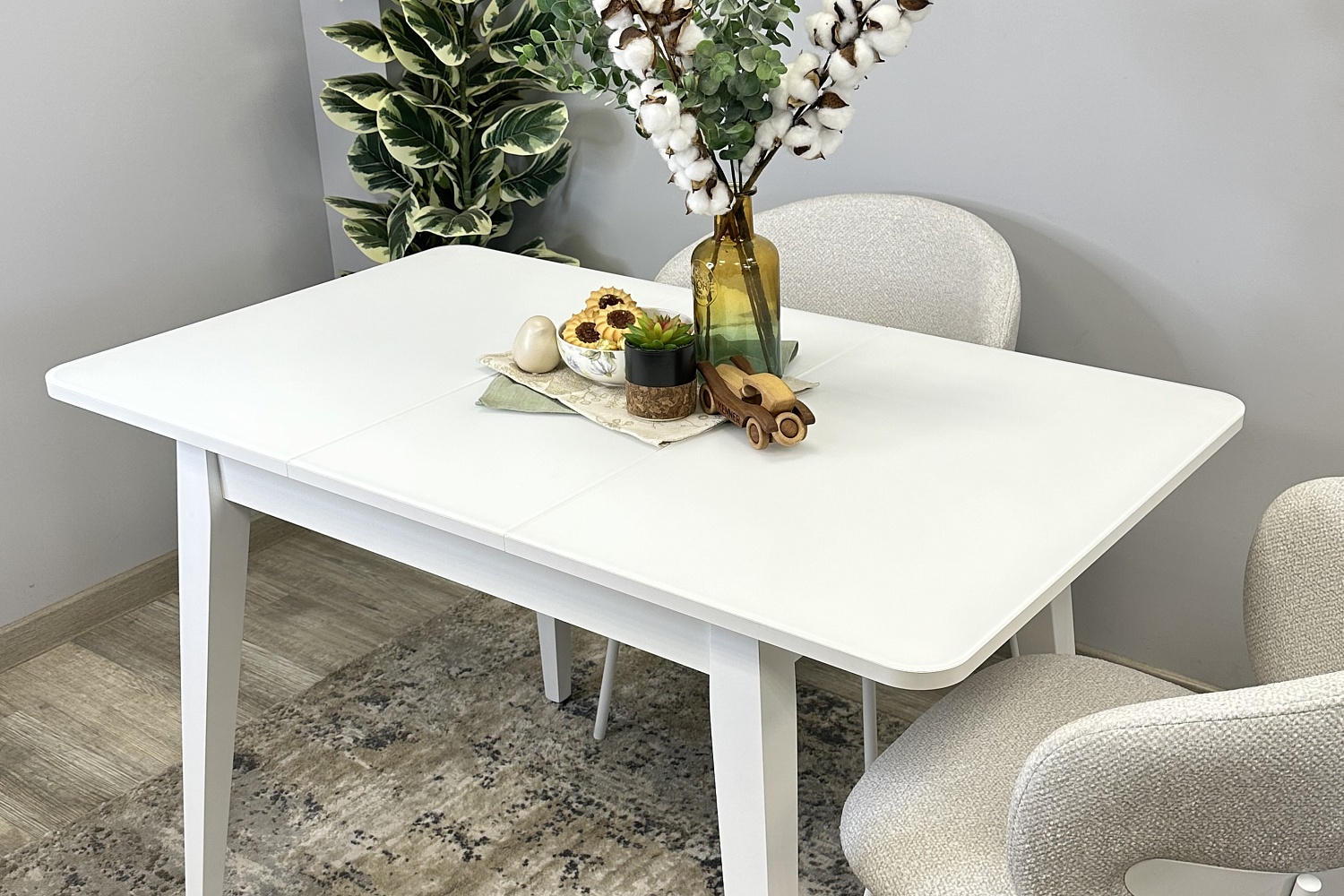 Обеденные столы - изображение №8 "Стол обеденный Орпен опоры белый/столешница белый сатин"  на www.Angstrem-mebel.ru